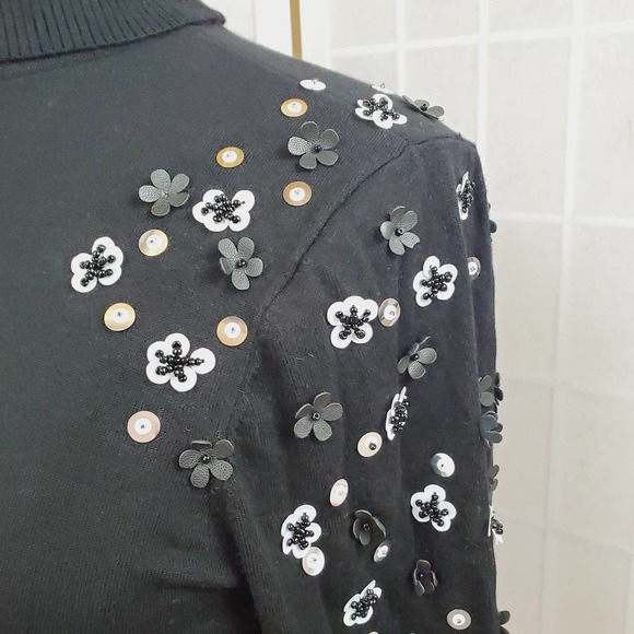 Alfani Floral Turtleneck Sweater Top Size: Medium - Picture 8 of 8